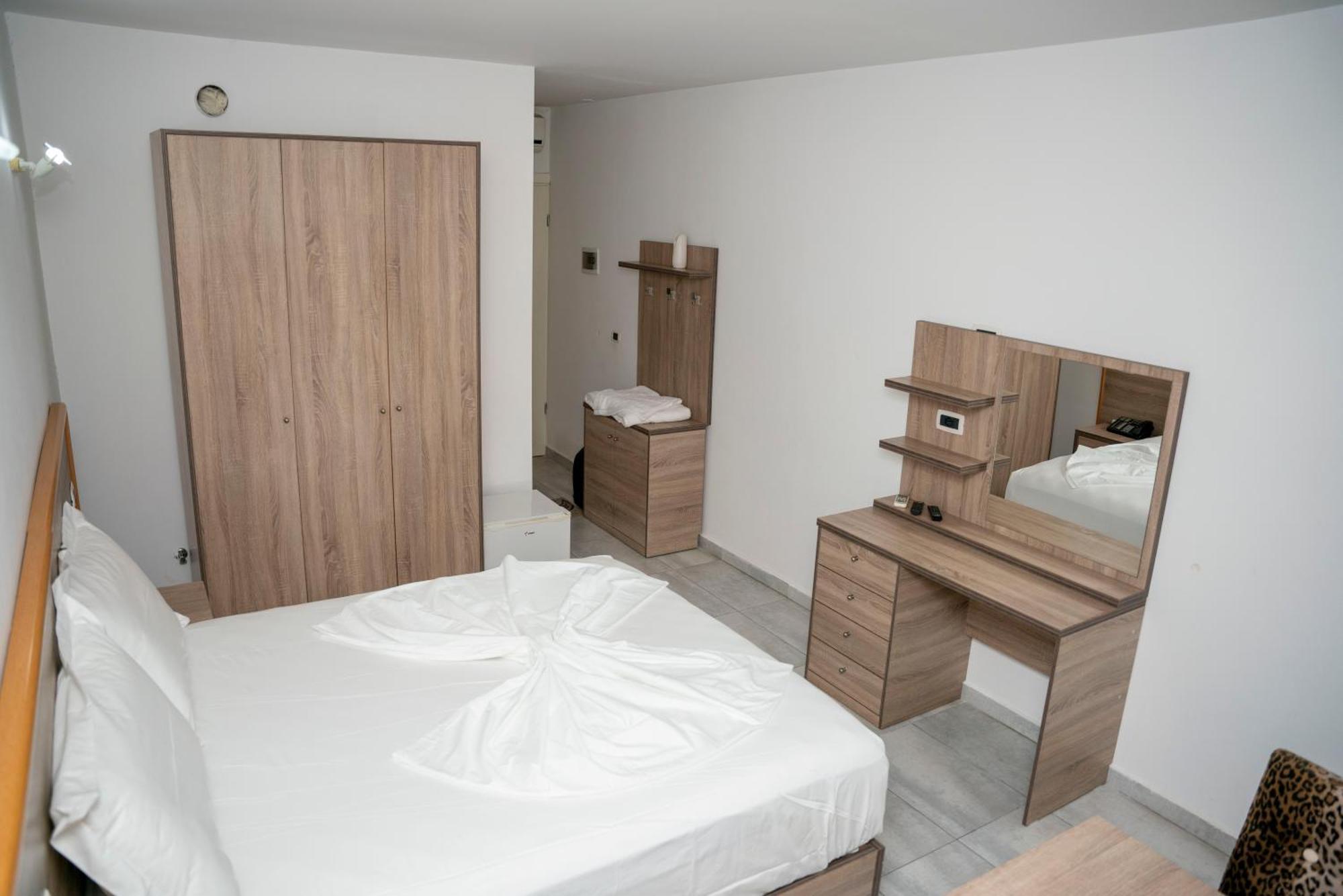 דורס Hotel Pernoca מראה חיצוני תמונה